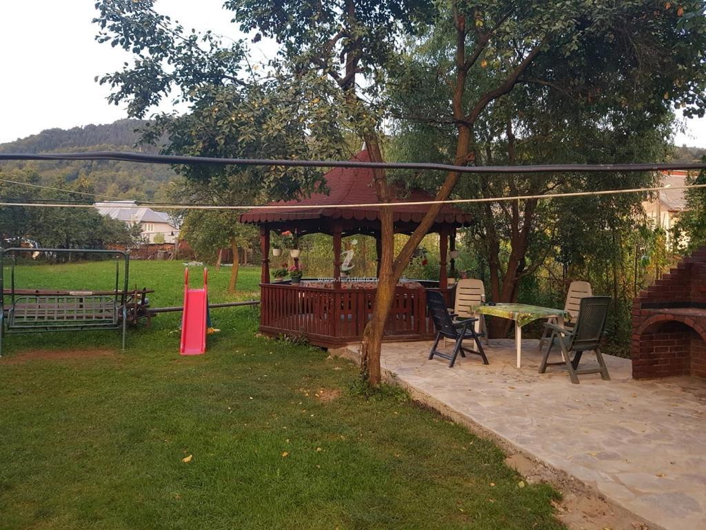 Camere De Inchiriat Floarea Reginei Felsővisó Kültér fotó