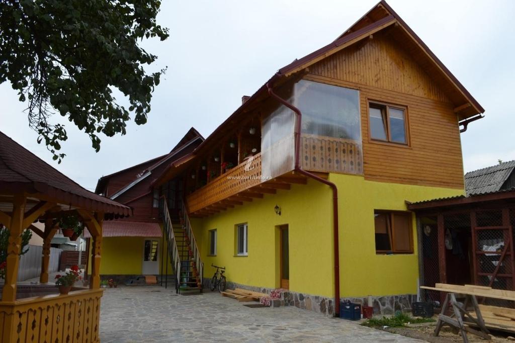 Camere De Inchiriat Floarea Reginei Felsővisó Kültér fotó
